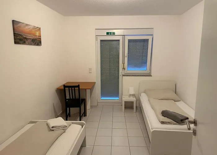 بيت ضيافة Seckbach 3*