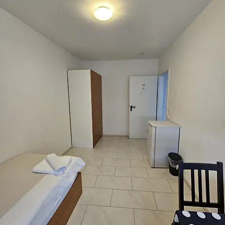 Seckbach Guest house