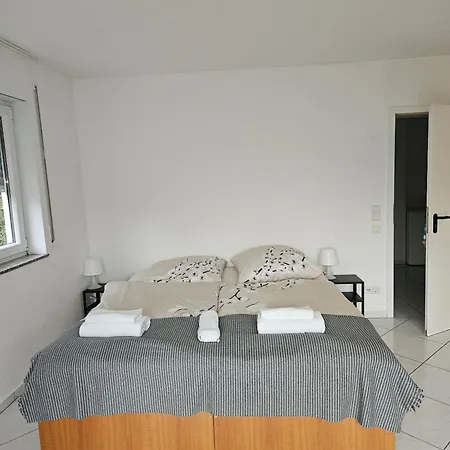 Casa de hóspedes Seckbach 3*