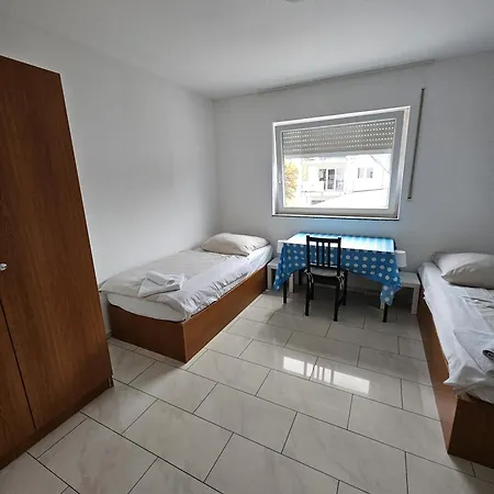Seckbach Guest house