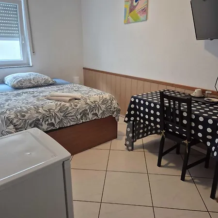 Seckbach Casa de hóspedes Frankfurt am Main