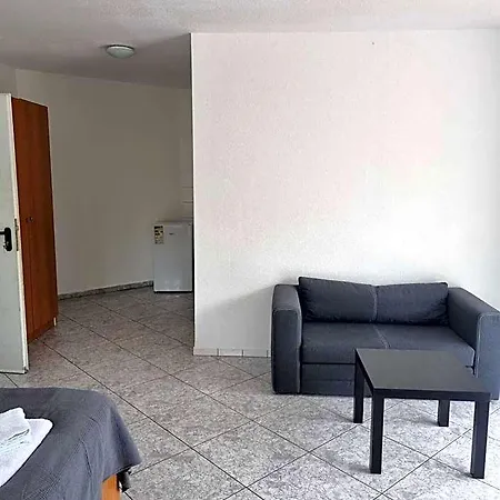Seckbach Gasthuis 3*