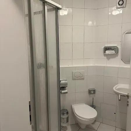 Seckbach Gasthuis 3*